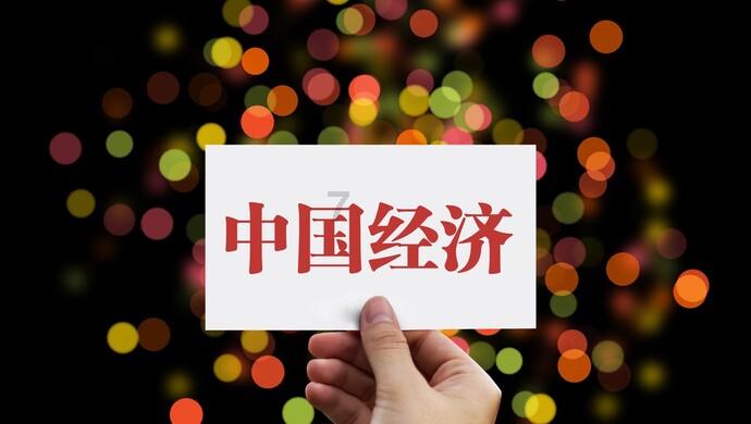 如何在PS排版二寸的照片？